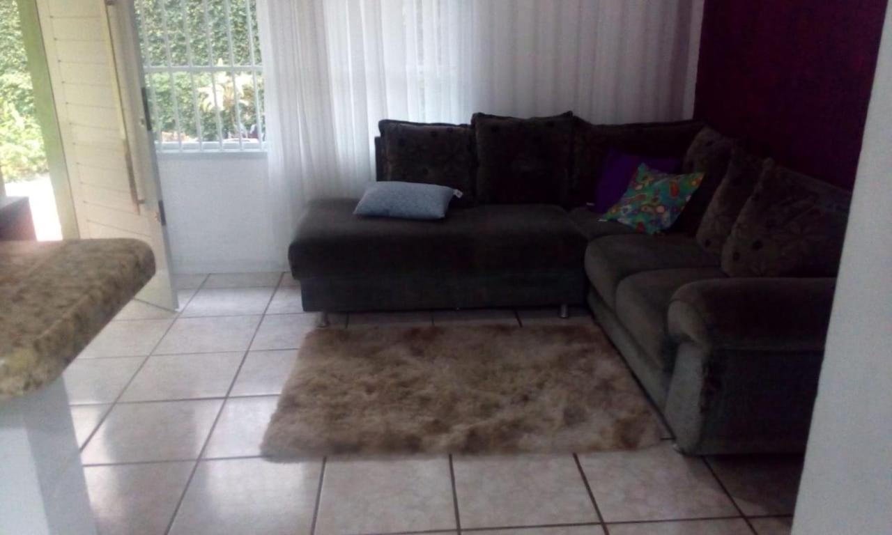 Charmoso Apto Com Clima De Casa Em Canasvieiras Florianopolis Bagian luar foto